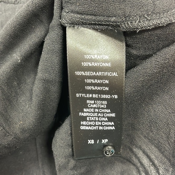 Anthropologie Eri + Ali Black Button Front Crochet Detail Sleeveless Top XS - Picture 8 of 10